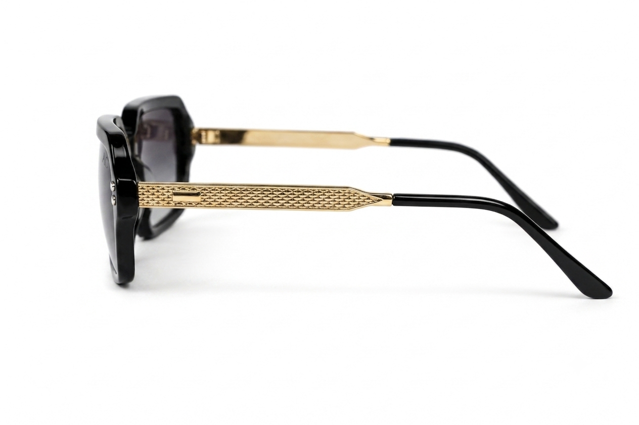 Bravo — Black/Gold