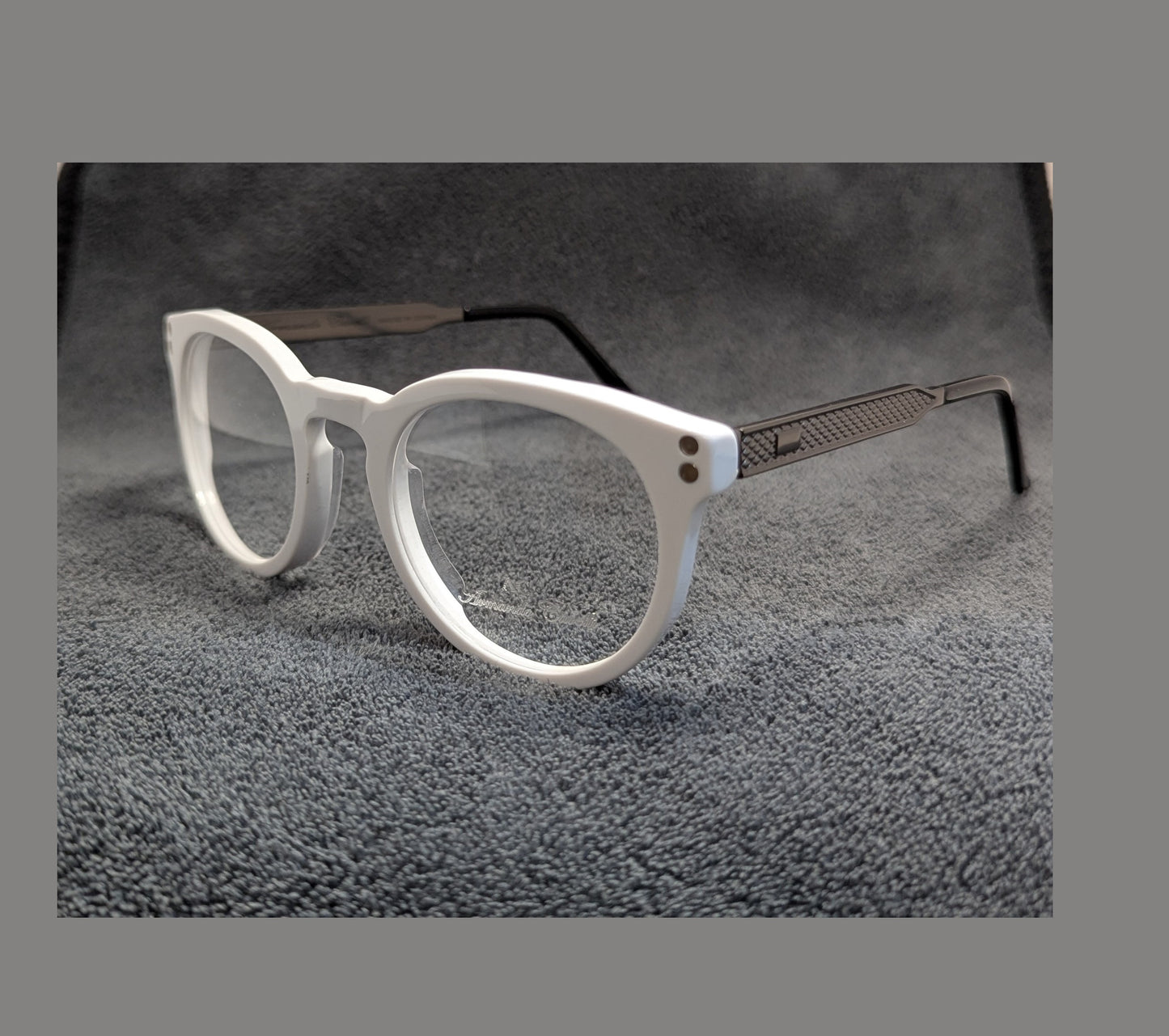 Cairo — Optical White